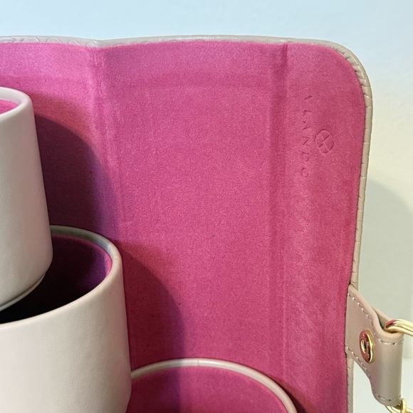 Vlando Travel Jewelry Organizer Roll Leather Case 3 Sections - Picture 6 of 10